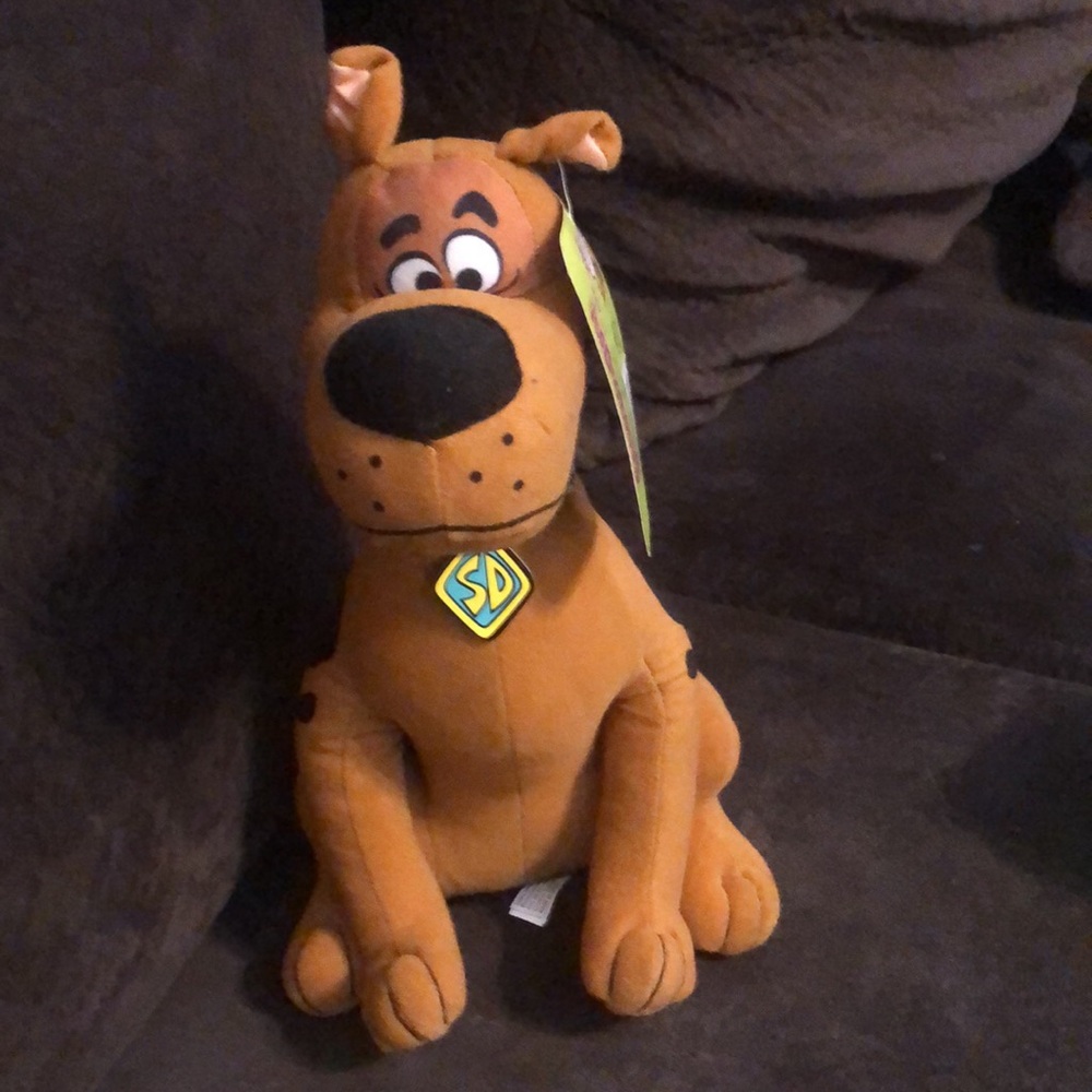 12” Sitting Scooby Doo